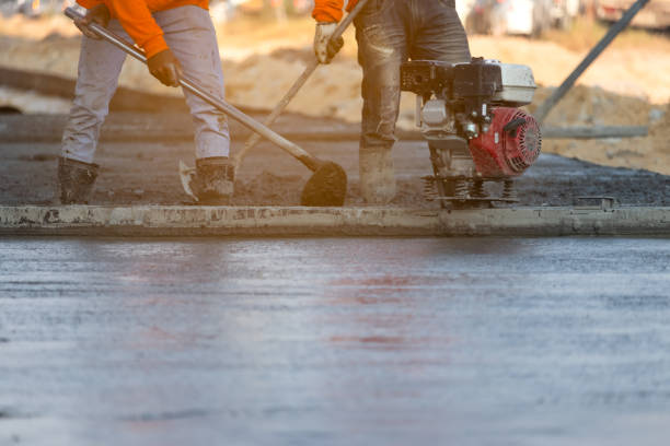 Best Concrete Walkway Installation  in Chino, CA
